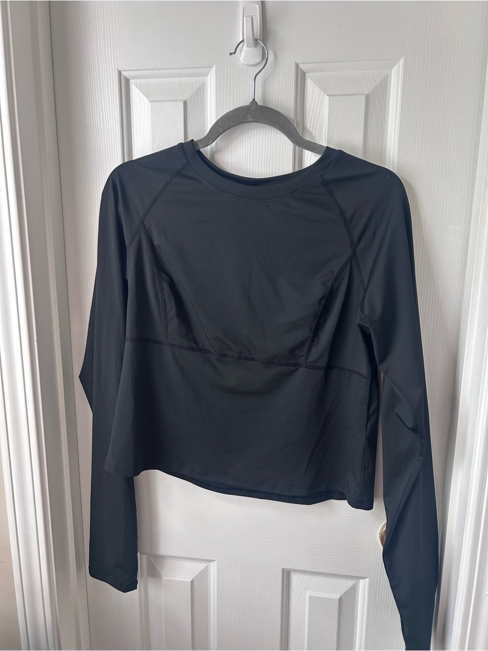 HALARA Black  Long-Sleeve Women's Performance Top
